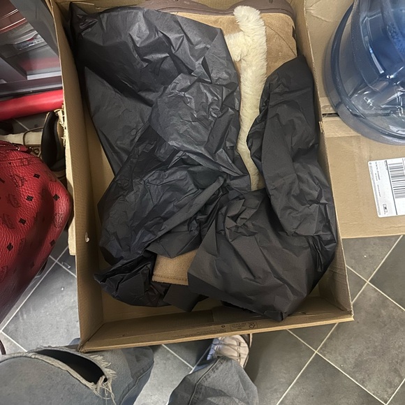 Ugg tall tan - Picture 5 of 6